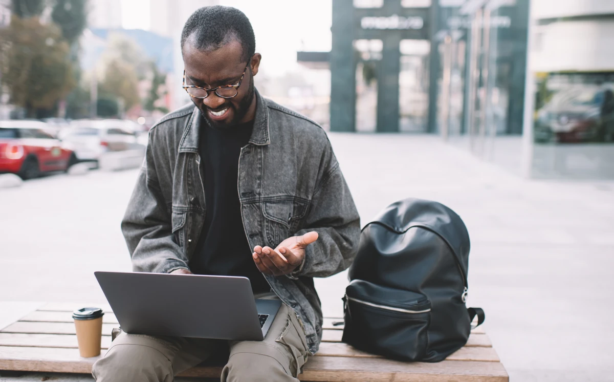 La réglementation des pratiques de travail à distance pour les fonctionnaires